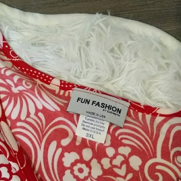 2/$24 Red Print Plus Size Women's Top 3XL - Picture 6 of 9